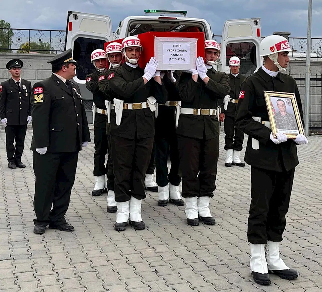 Pençe- Kilit şehidi, Iğdır'da son yolculuğuna uğurlandı 
