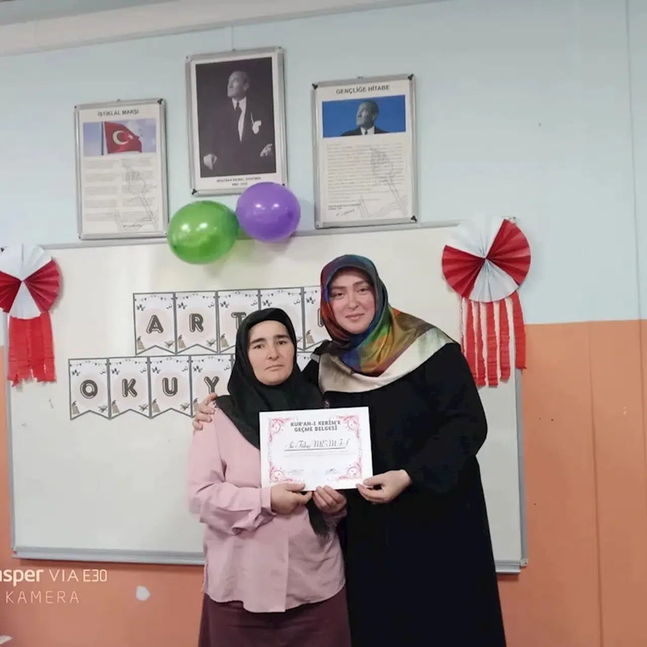 Yağlıdere'de Halk Eğitim Merkezi kursiyerlerine belgeleri verildi