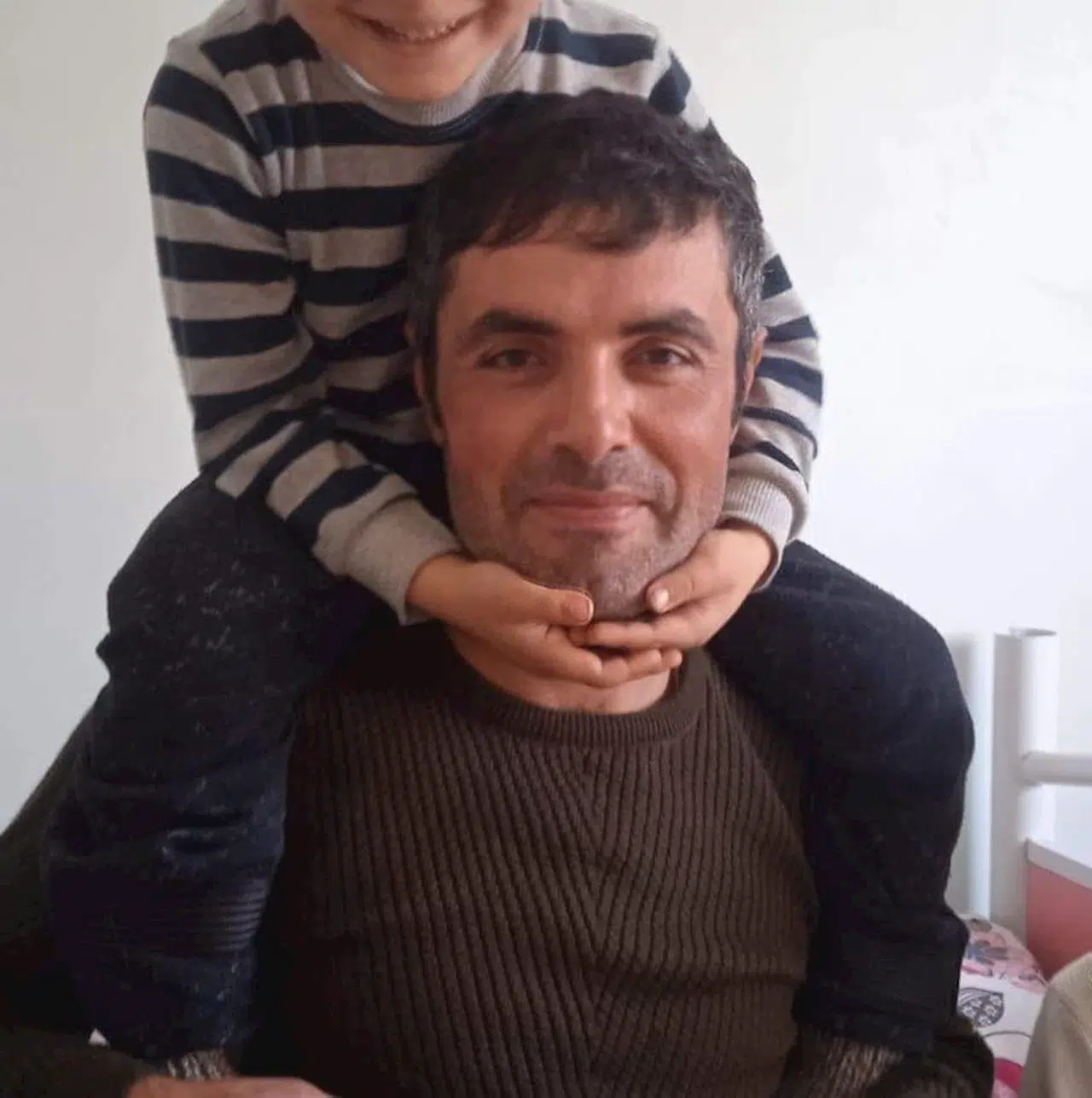 Ankara'da inşaattan düşen işçi hayatını kaybetti