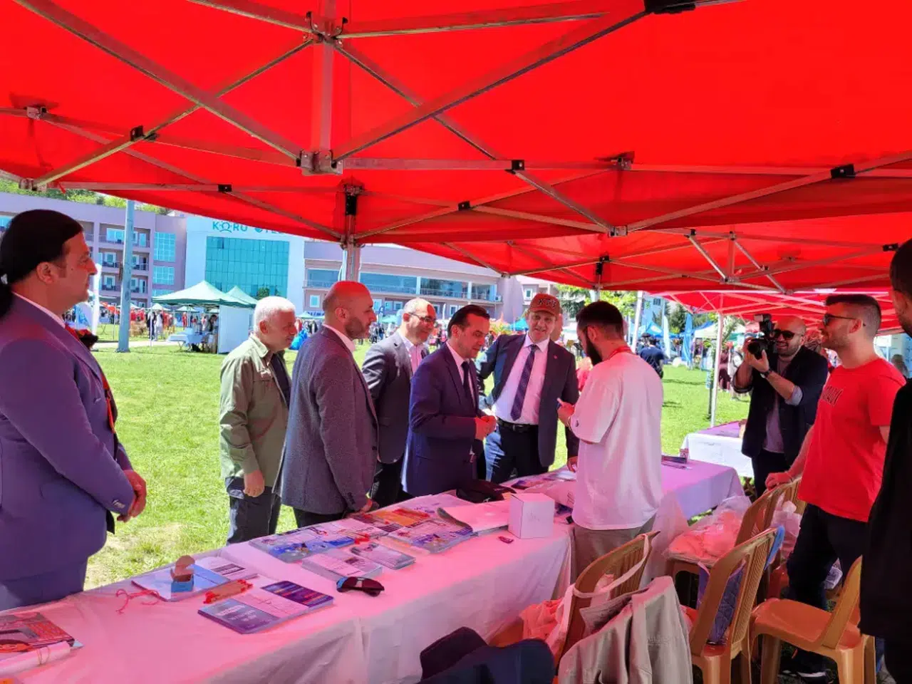 Karadeniz Teknik Üniversitesi'nin "Bilim, Kültür ve Sanat" Haftası Etkinlikleri Sağlık Bilinciyle Renklendi