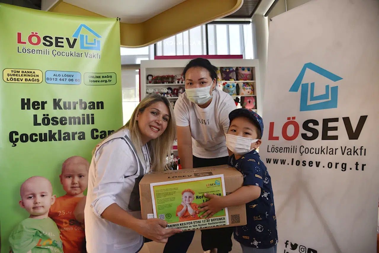 LÖSEV ile 'Mutlu et'