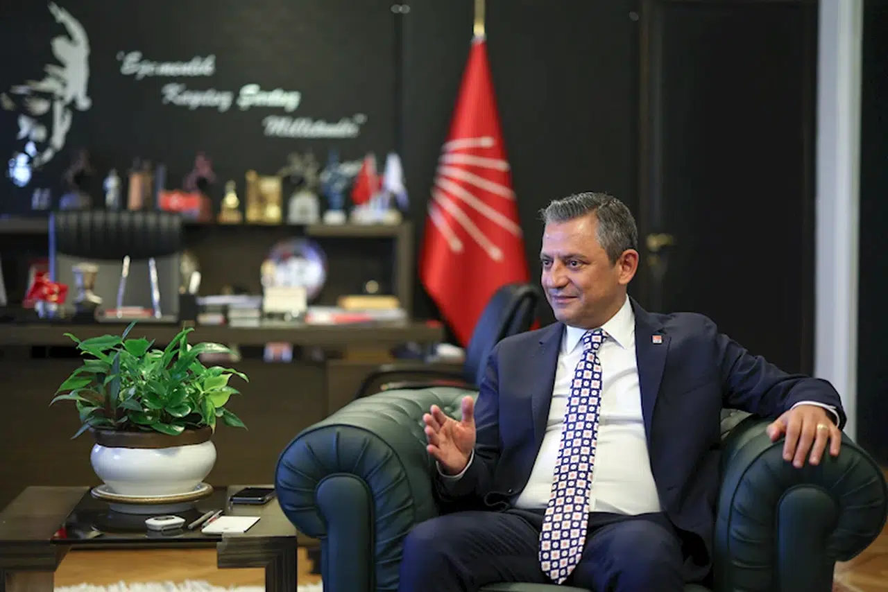 Özgür Özel, Kamu Başdenetçisi Malkoç'u kabul etti