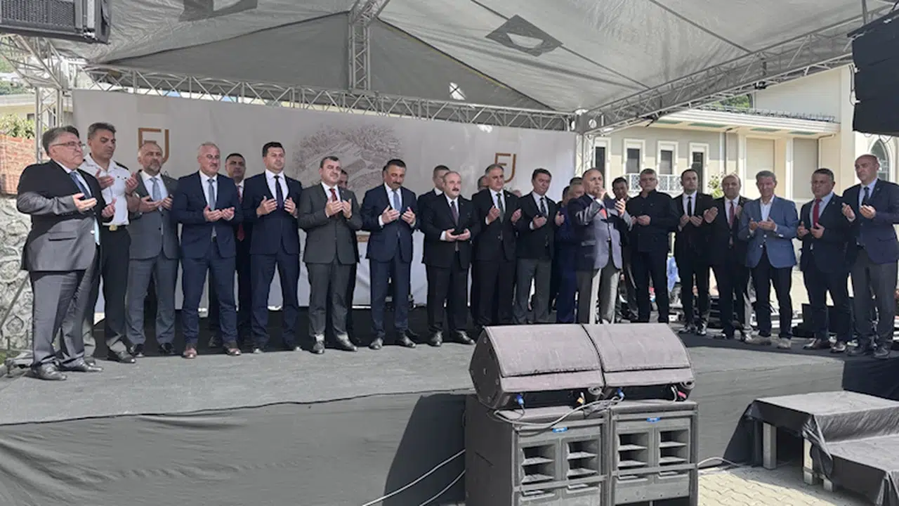 Zonguldak'ta filtre plastik fabrikası açıldı