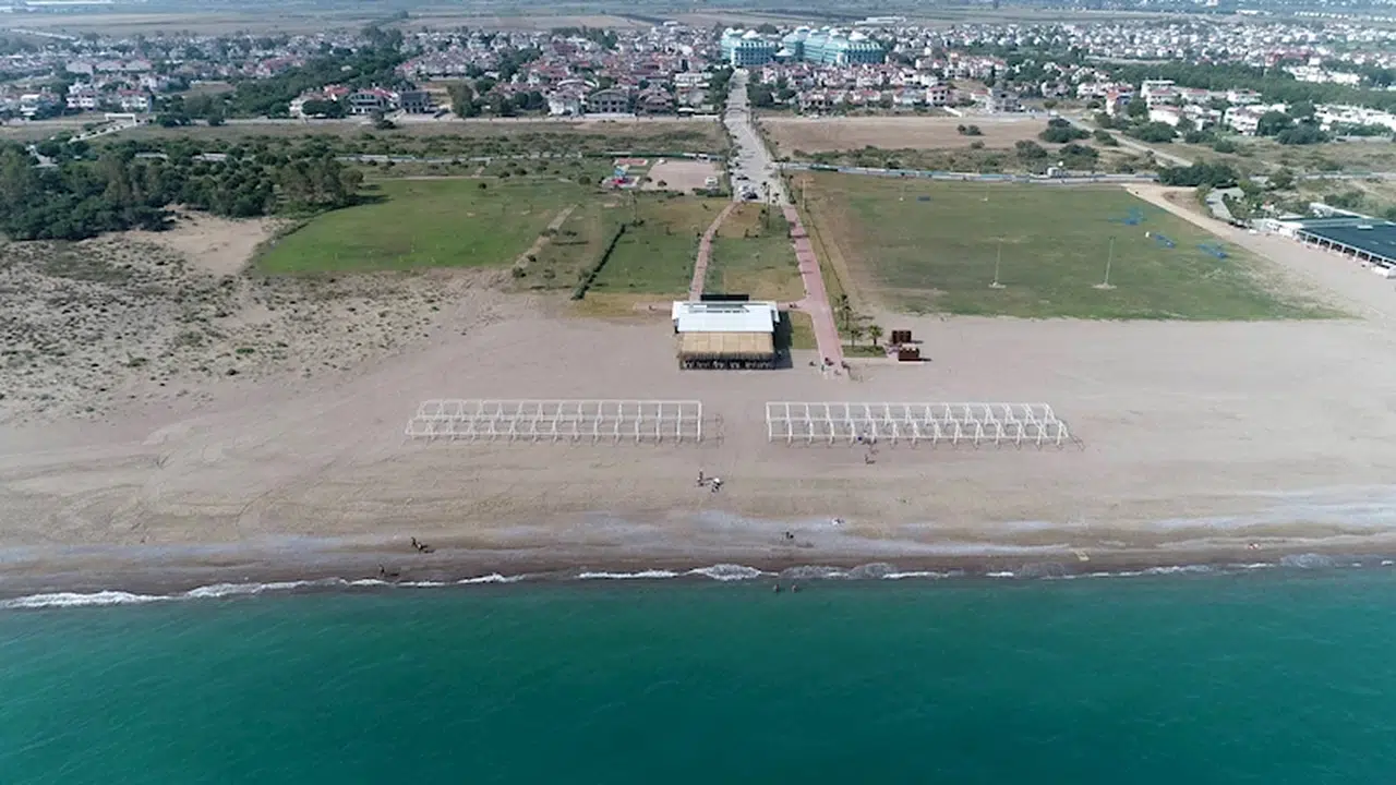 Serik Belediyesi'nden denize sıfır restoran 