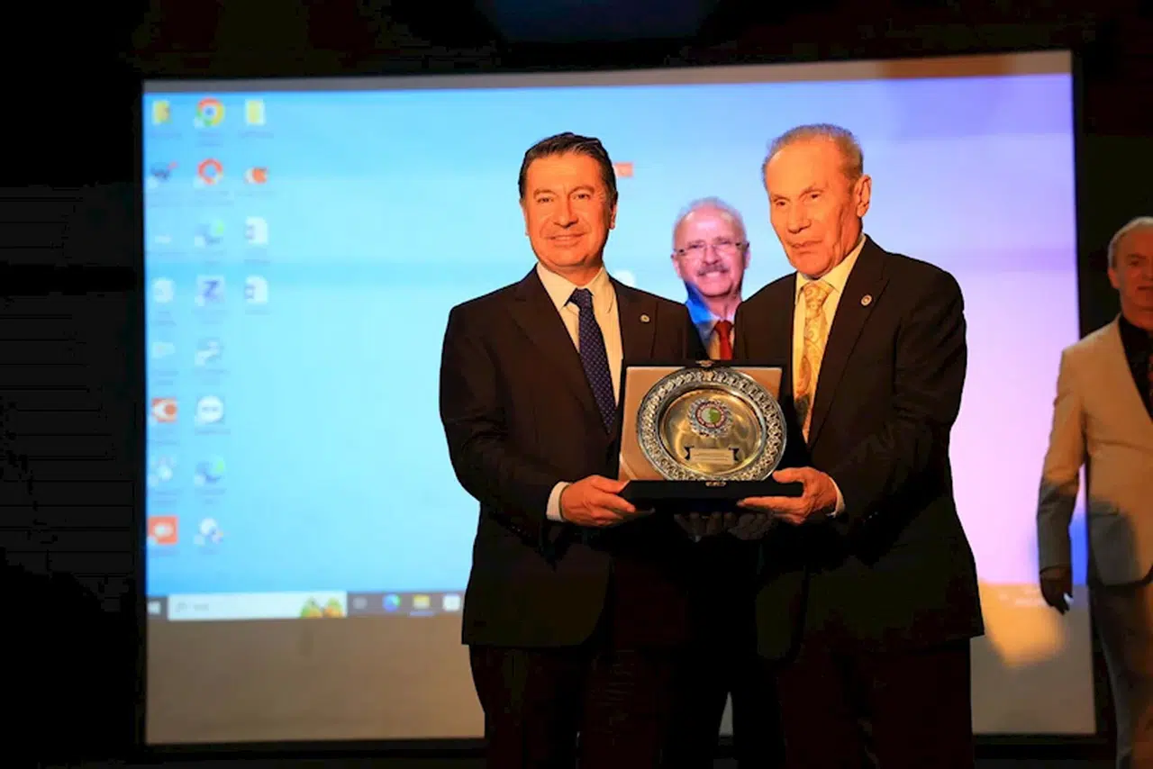 Başkan Aras, Kıyı Ege Belediyeler Birliği Başkanı seçildi