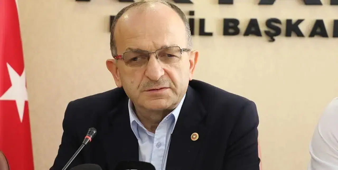 AK Parti Rize İl Başkanı Hikmet Ayar gündeme dair açıklamalarda bulundu