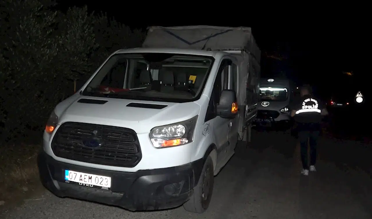 'Yol verme' tartışmasında mermi yağdı