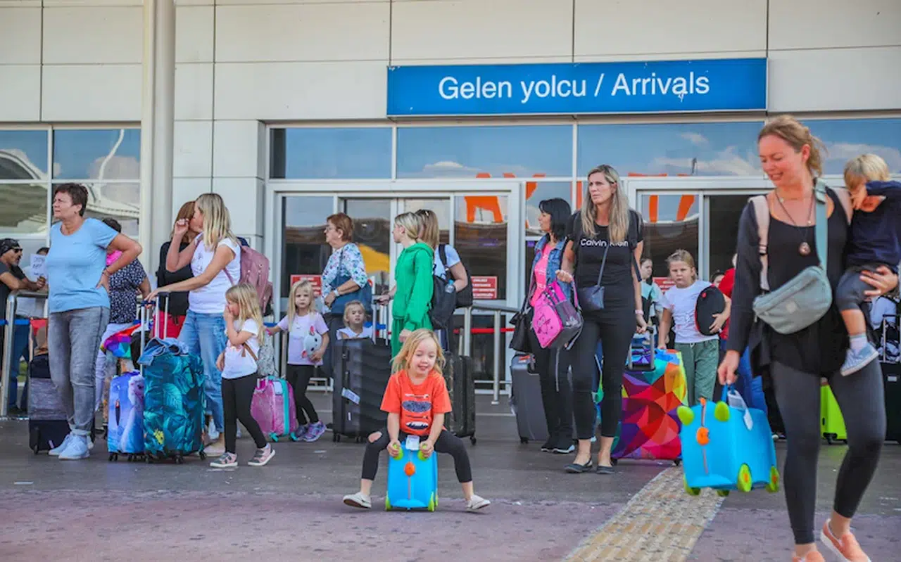 2023'te 1,3 milyar kişi seyahat etti: Fransa'dan rekor, Türkiye dünya beşincisi oldu