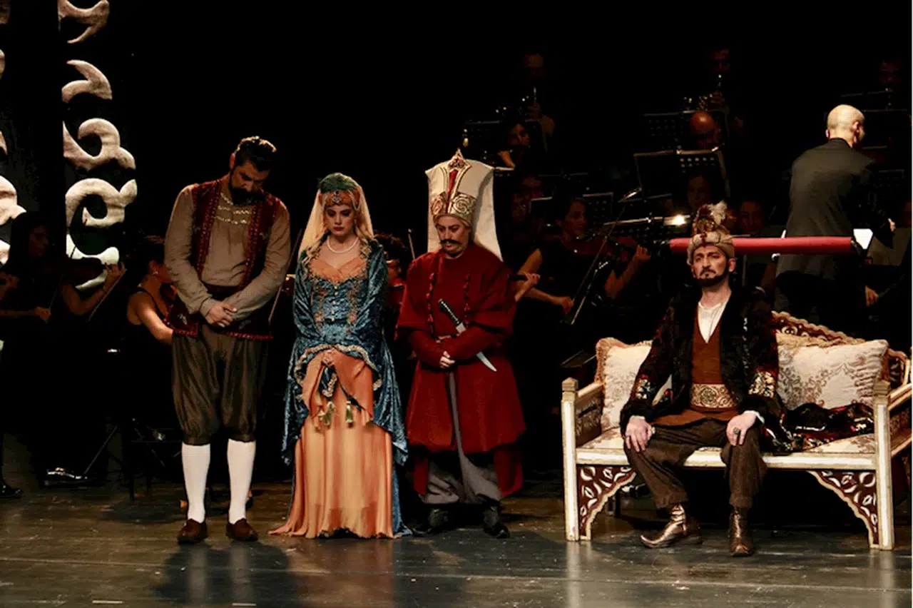 Samsun Devlet Opera ve Balesi "Saraydan Kız Kaçırma" operasını sahneledi