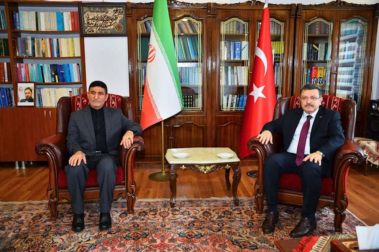 Trabzon Büyükşehir Belediye Başkanı Genç'ten, İran Başkonsolosluğu'na ziyaret  