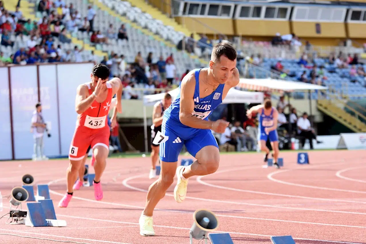  İzmir'de atletizm şöleni başladı