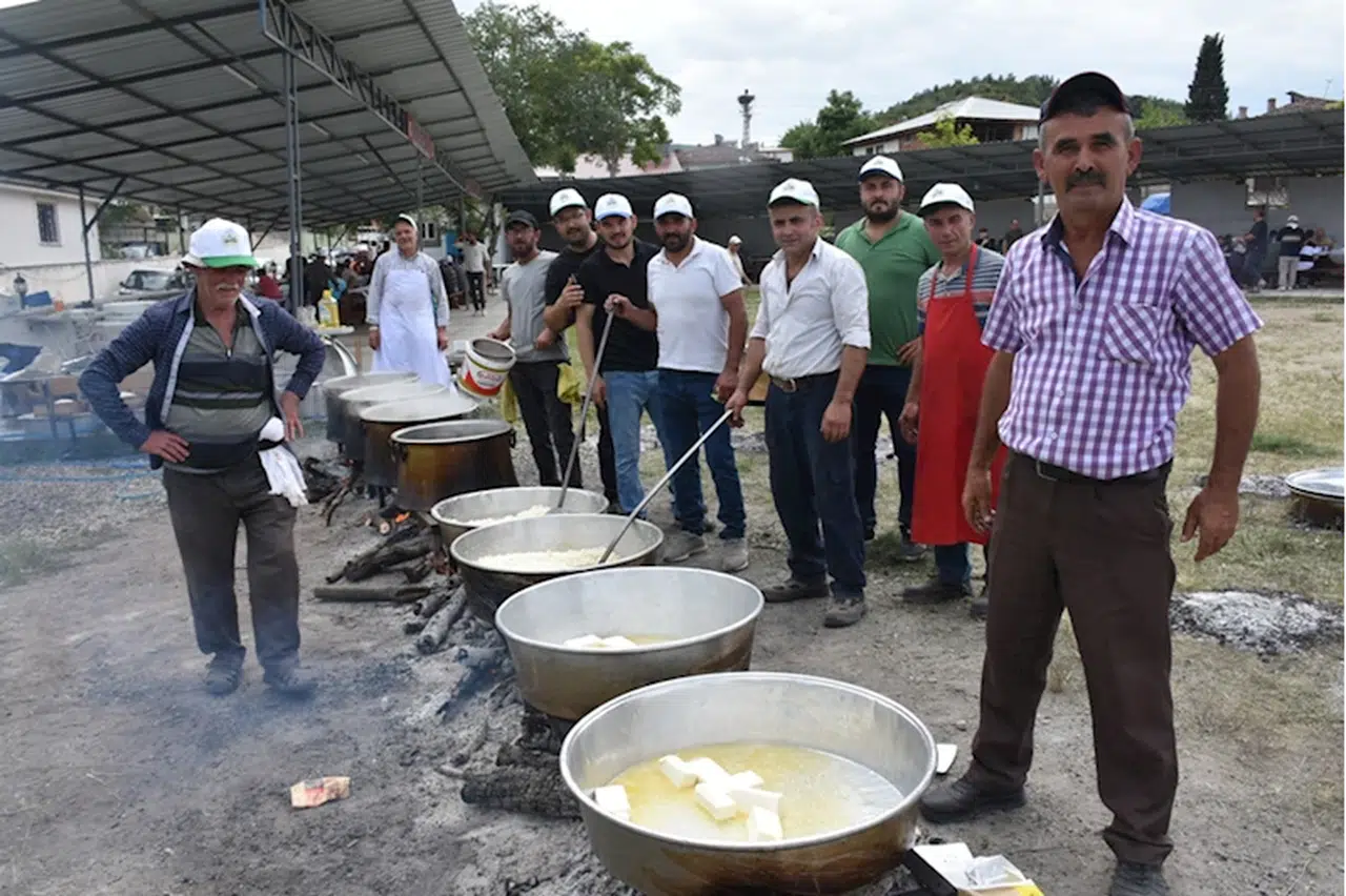 Boyabat'ta çiftçiler yağmur ve bereket duası yaptı