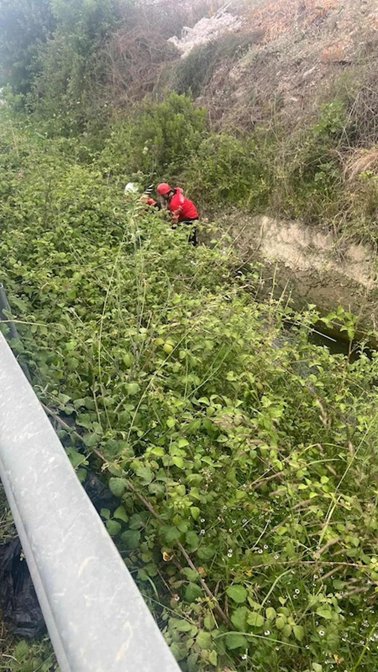 Kanala düşen otomobildeki çocuğu bulmak için 10 kilometrelik alan tarandı; cansız bedeni bulundu (2)