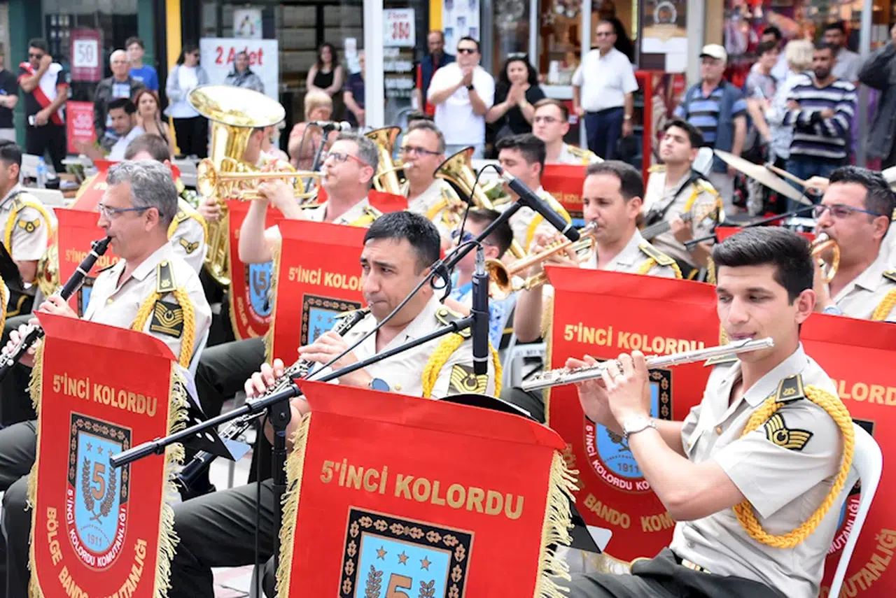 Edirne'de askeri bando, Doruk'un hayalini gerçekleştirdi