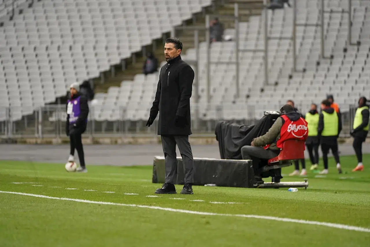 Çaykur Rizespor, Teknik Direktör Palut ile 1 yıllık sözleşme imzaladı