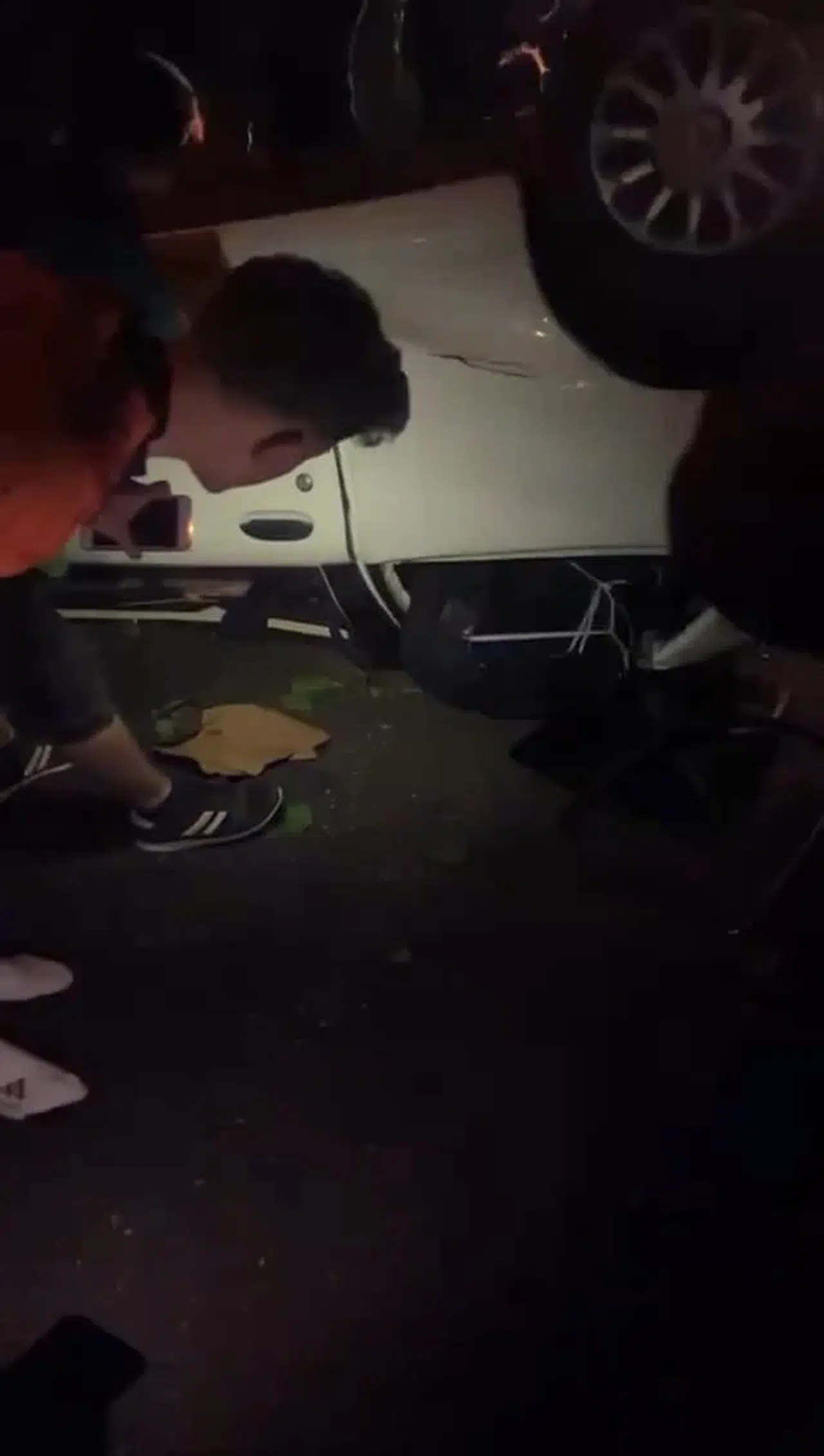 Rize'de otomobil yamaçtan yuvarlandı; 1'i ağır, 4 yaralı 