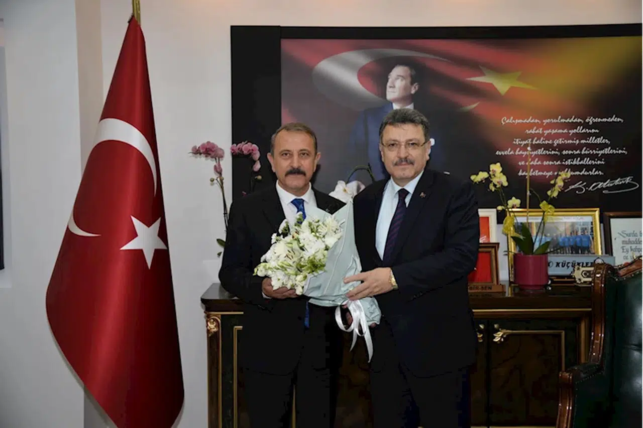 Trabzon Büyükşehir Belediye Başkanı Genç'ten Vakfıkebir Belediyesi'ne ziyaret