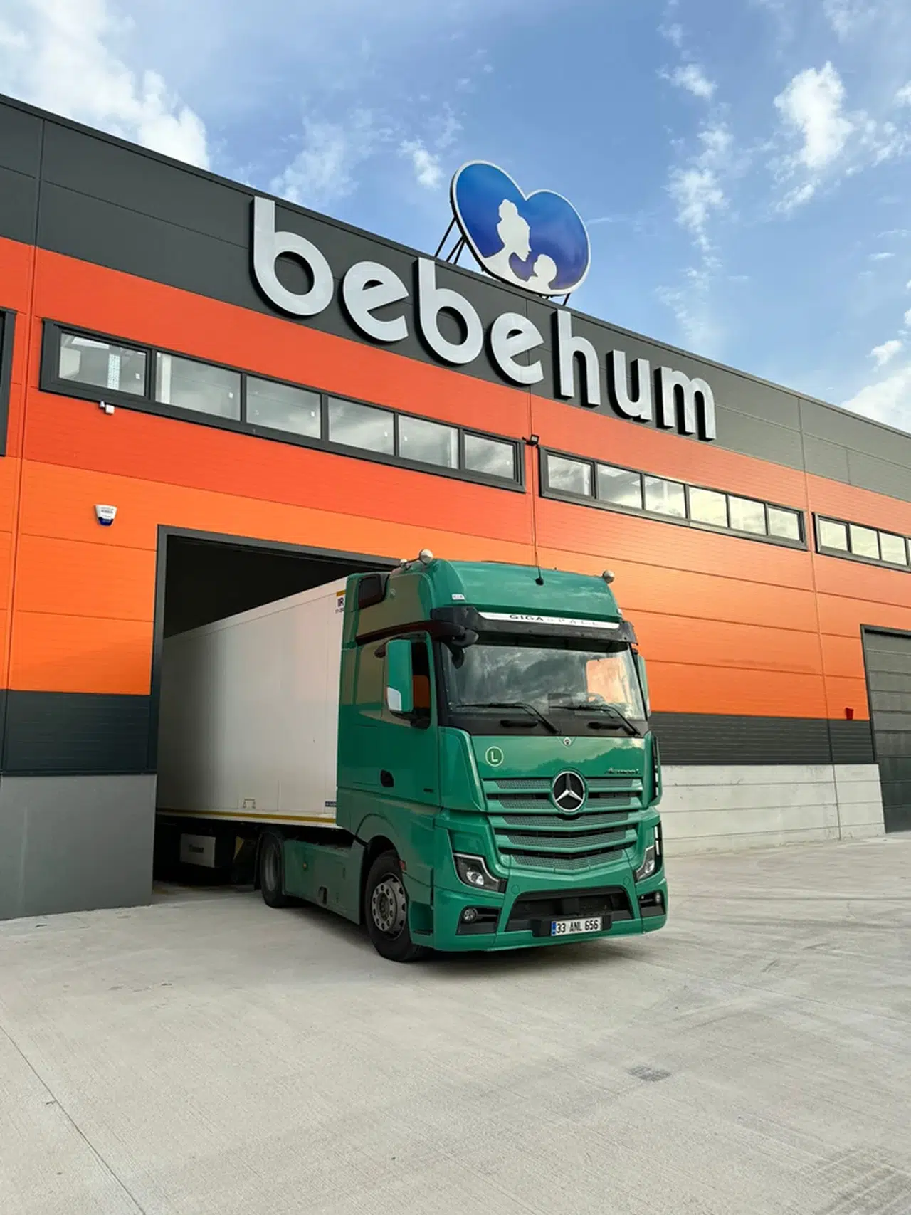 Bebehum'dan yerli bebek devam sütü