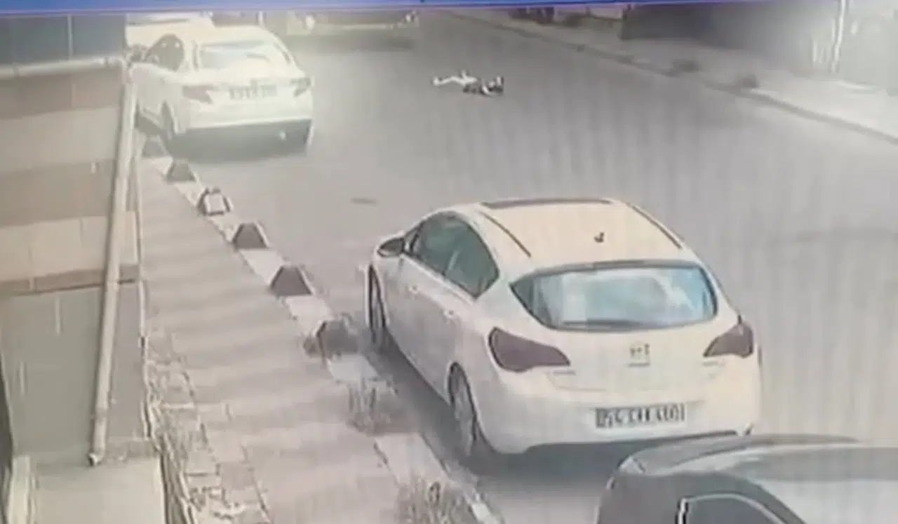 İstanbul- Sultanbeyli'de 8 yaşındaki çocuğa İETT otobüsü çarptı