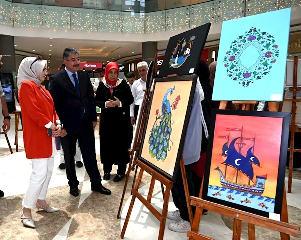 Osmaniye’de öğrencilerinden karma resim sergisi