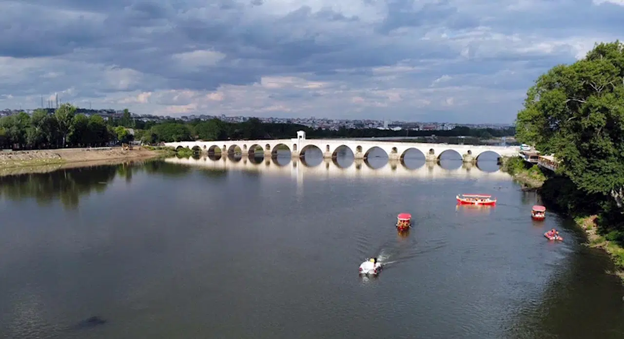 Meriç Nehri’nde saltanat kayıkları, turistik turlara başladı