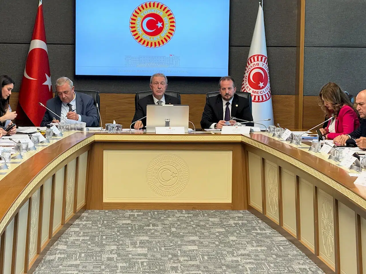 TSK Personeline ilişkin kanun teklifi Milli Savunma Komisyonu'ndan geçti