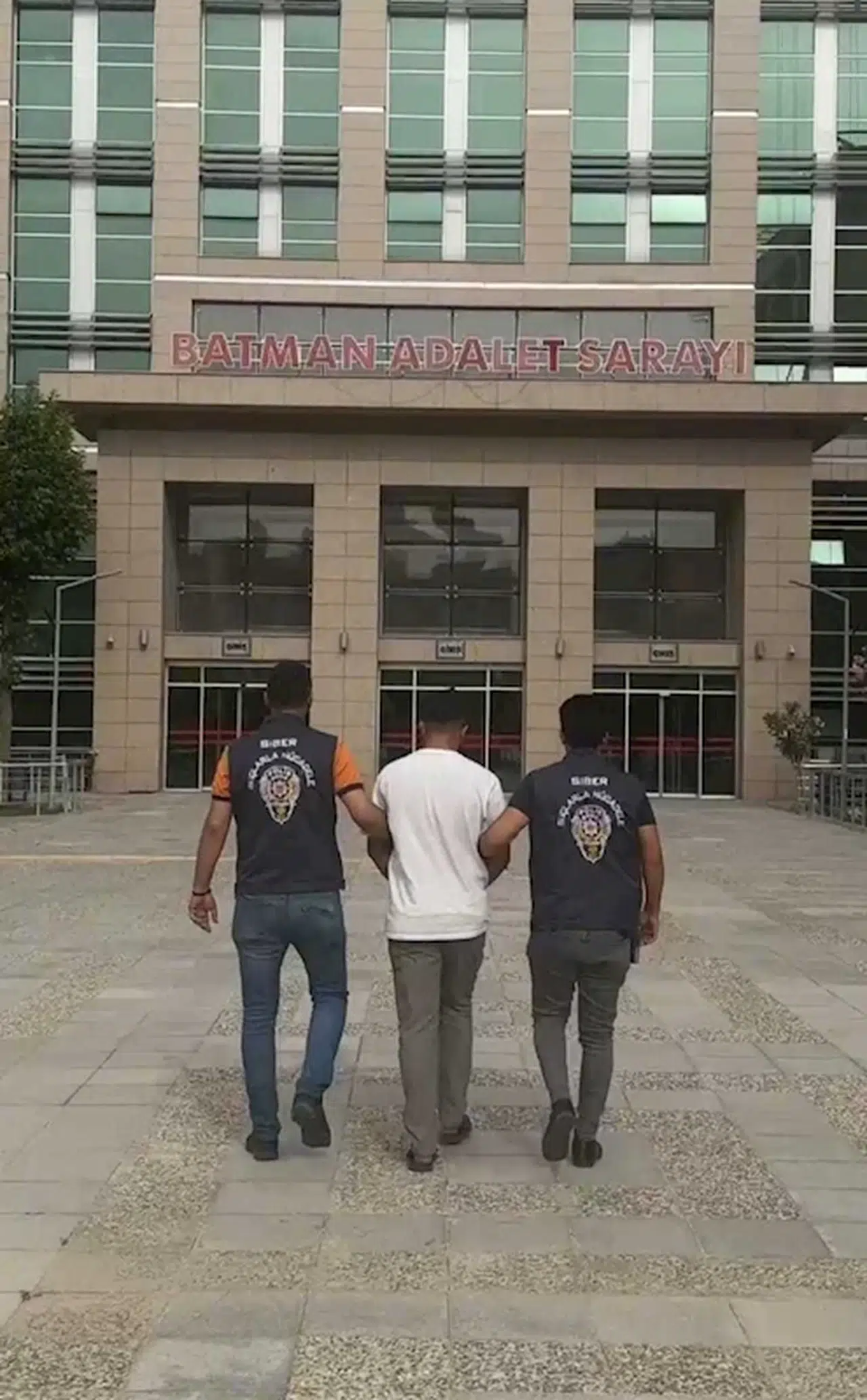 Batman'da 169 suç kaydı bulunan şüpheli yakalandı