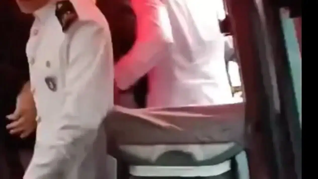 Servis kiralayan üniversitelileri darbeden dolmuşçular, 3 ay önce de öğrencilerin midibüsünü durdurmuş