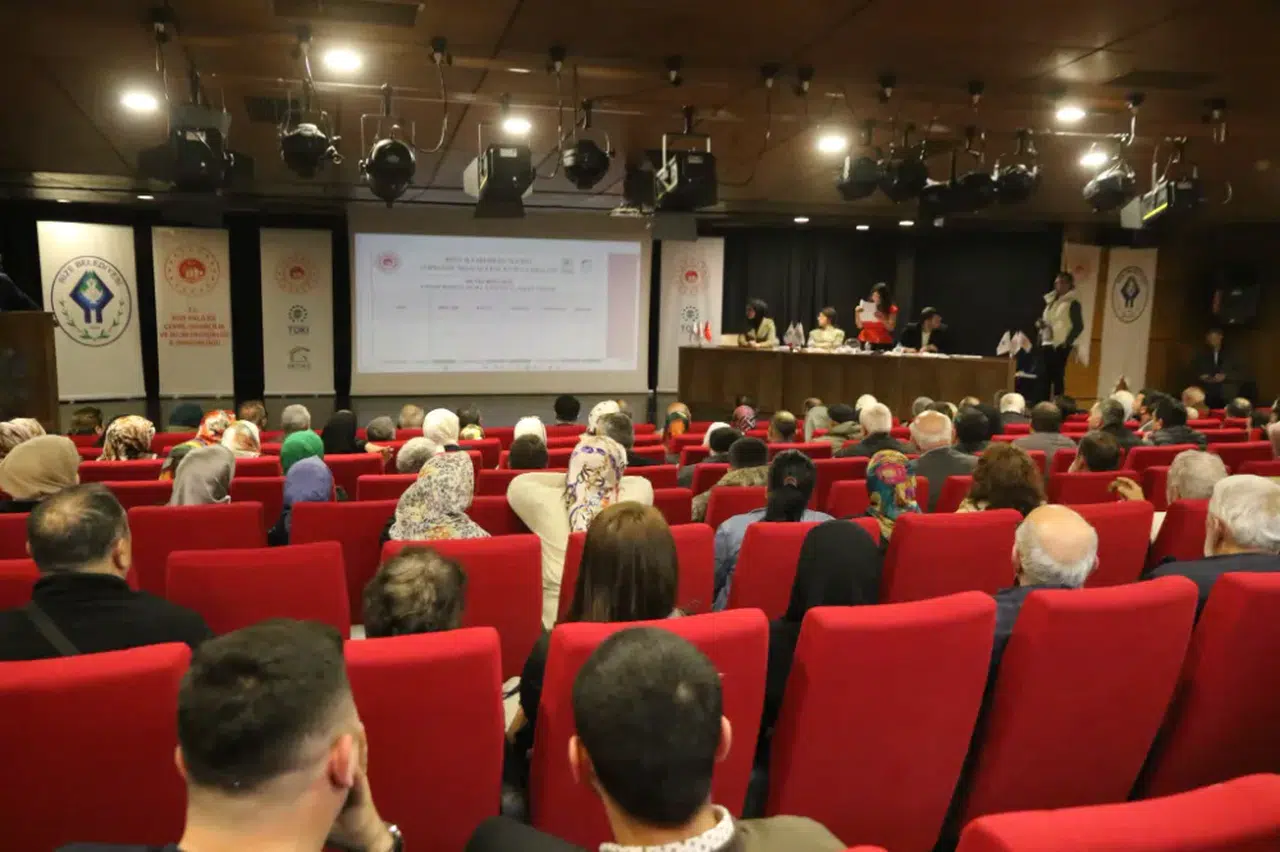 Rize'de kentsel dönüşüm konutlarının kuraları çekildi