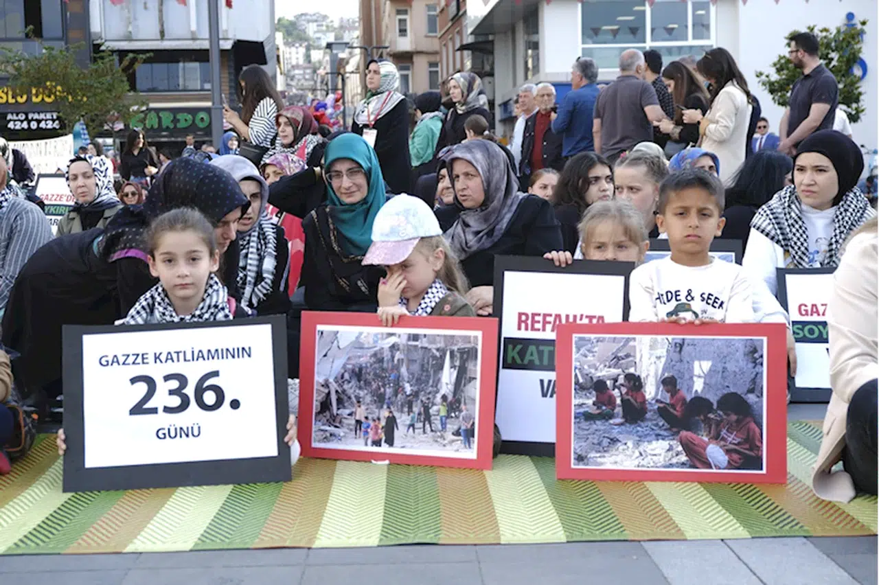 Ordu'da Filistin'e destek için oturma eylemi 