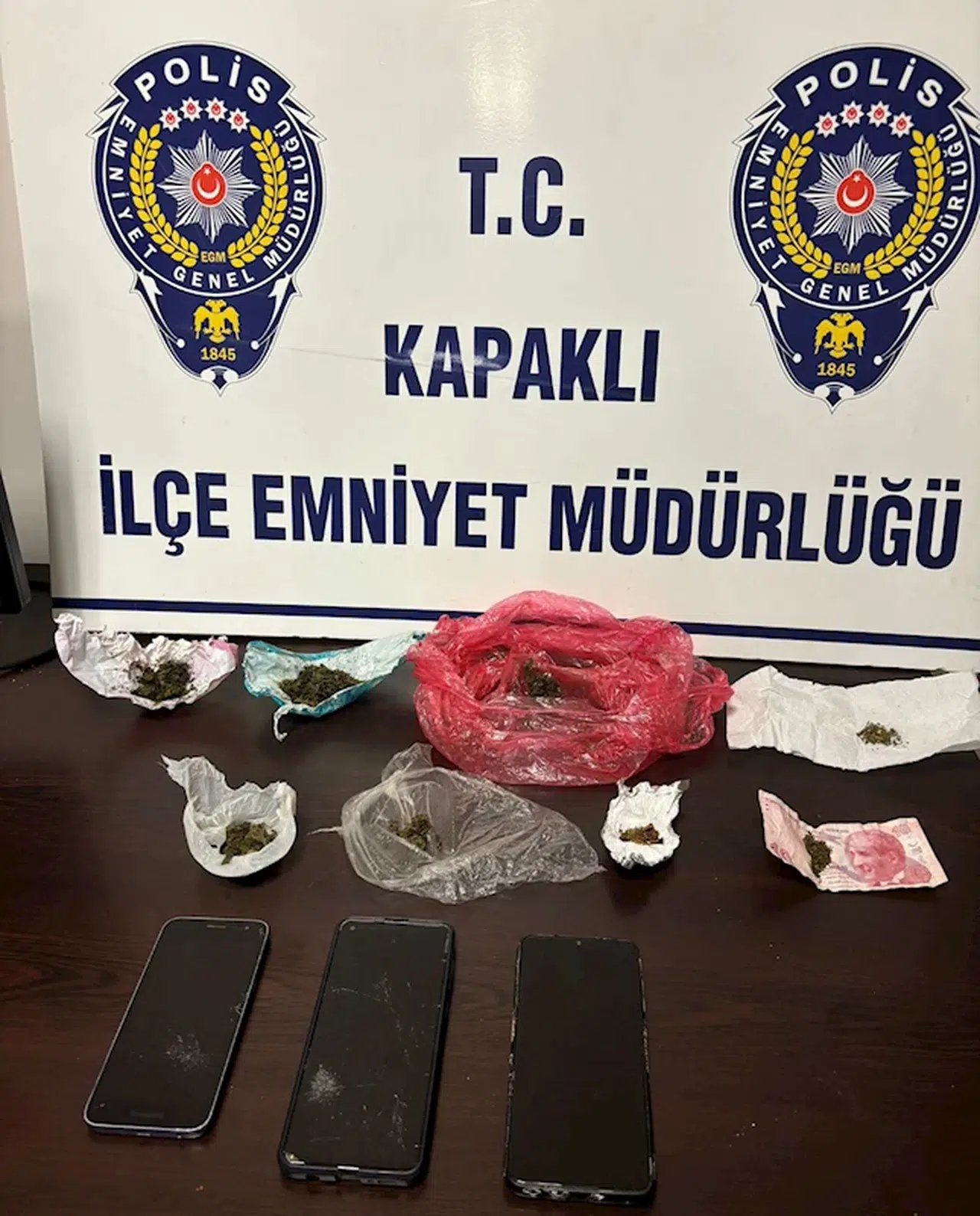  Kapaklı'da uyuşturucu satan şüpheli tutuklandı