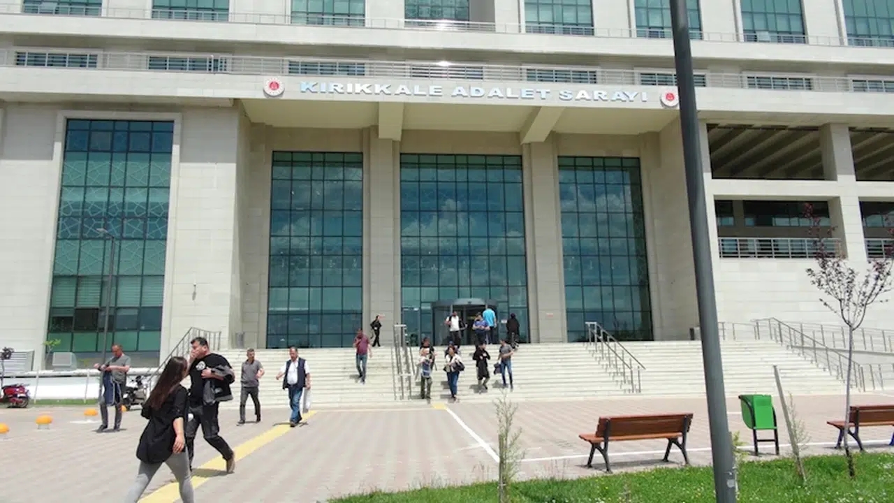 Fidan'ı boğazını keserek öldüren sanık: Elimde maket bıçağı vardı, nasıl olduğunu anlamadım