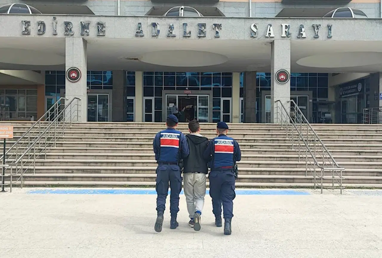 Sınırda yakalanan 3 FETÖ şüphelisi tutuklandı 