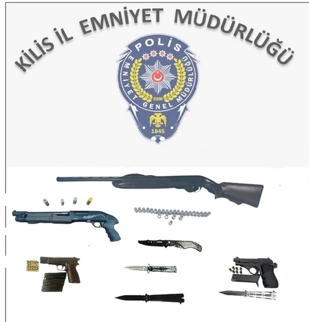 Kilis’te, ruhsatsız silah ve mermi ele geçti