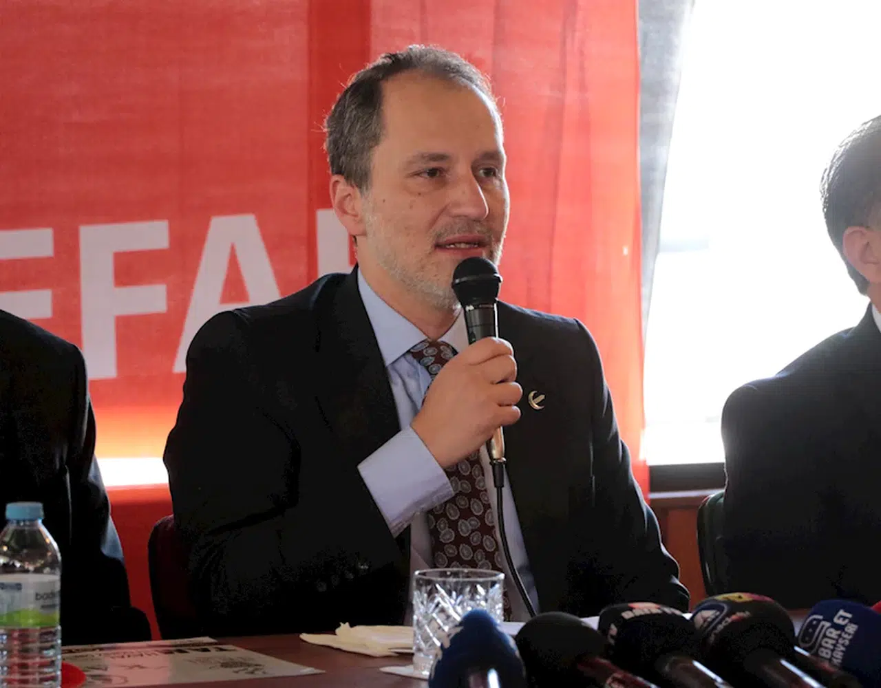 Fatih Erbakan: Türkiye'nin öncelikli meselesi anayasa değişikliği değil, ekonomidir