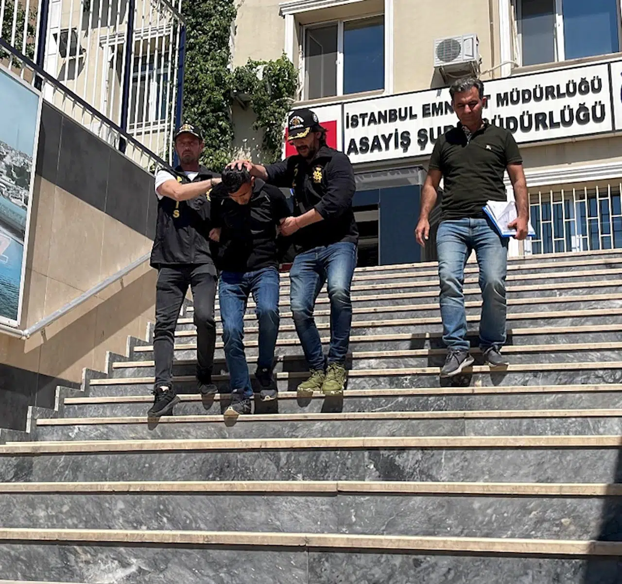 İstanbul - Fatih'teki çifte cinayetin faili, adliyeye sevk edildi