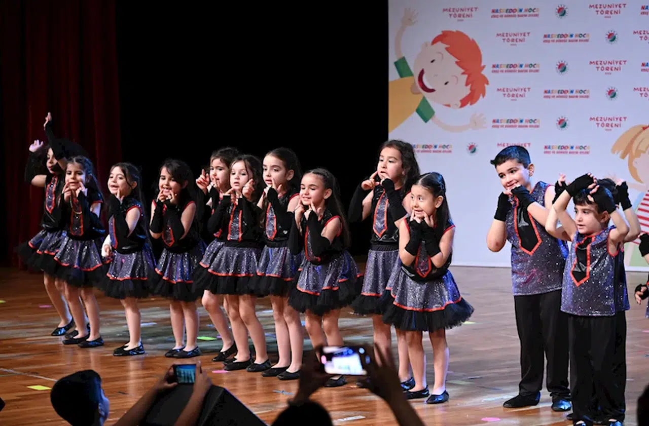 Kepez'in kreşlerinde yıl sonu heyecanı 