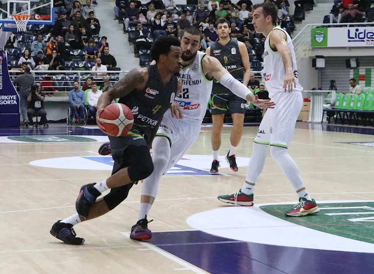 Petkimsporlu Efianayi'nin yeni durağı Galatasaray