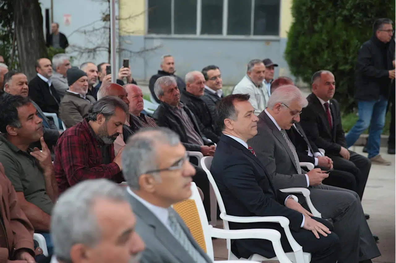 Bolu'da arıcılara damızlık ana arı dağıtıldı