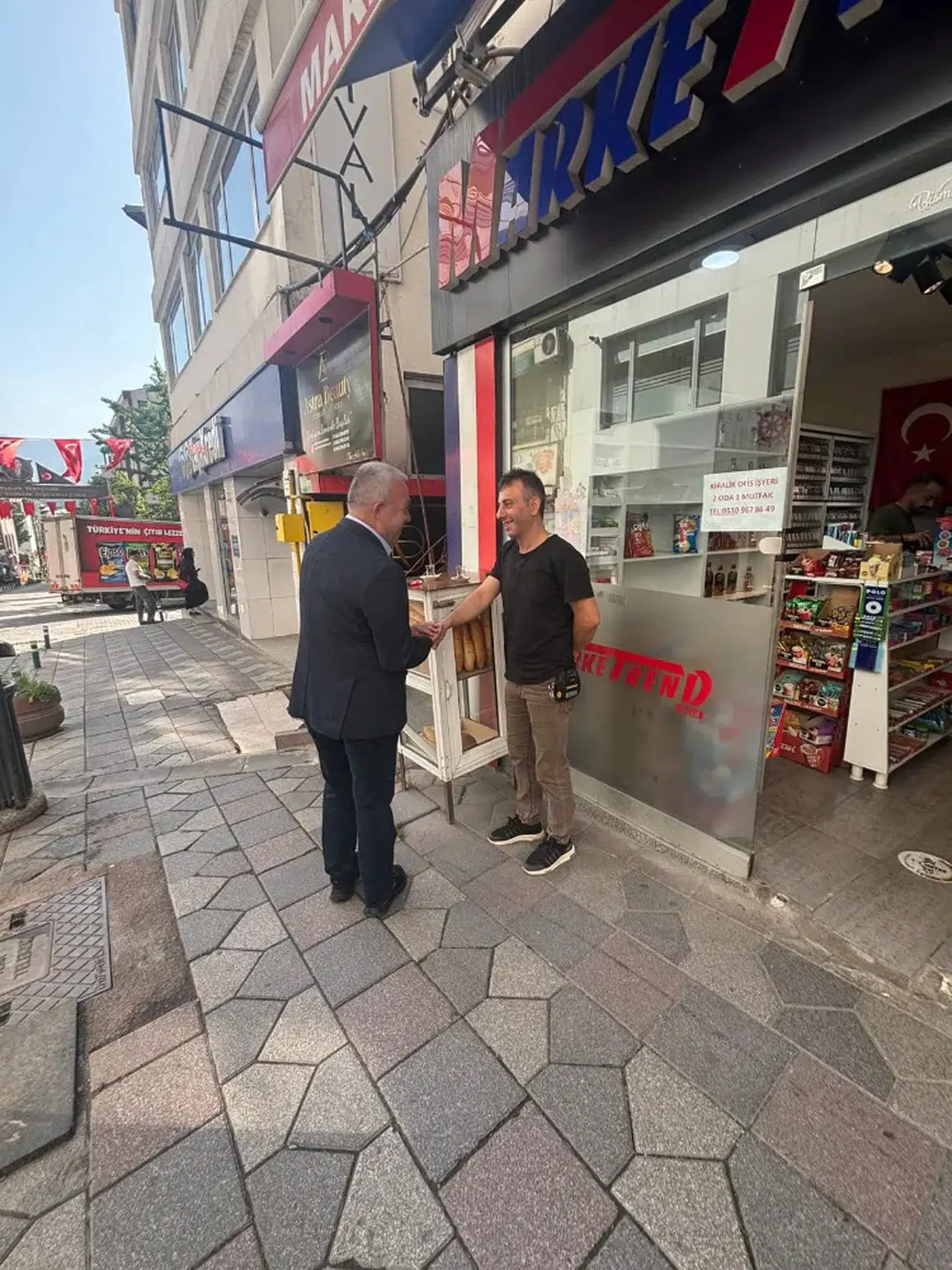 Artvin Belediye Başkanı Bilgehan Erdem'den Esnafla Buluşma