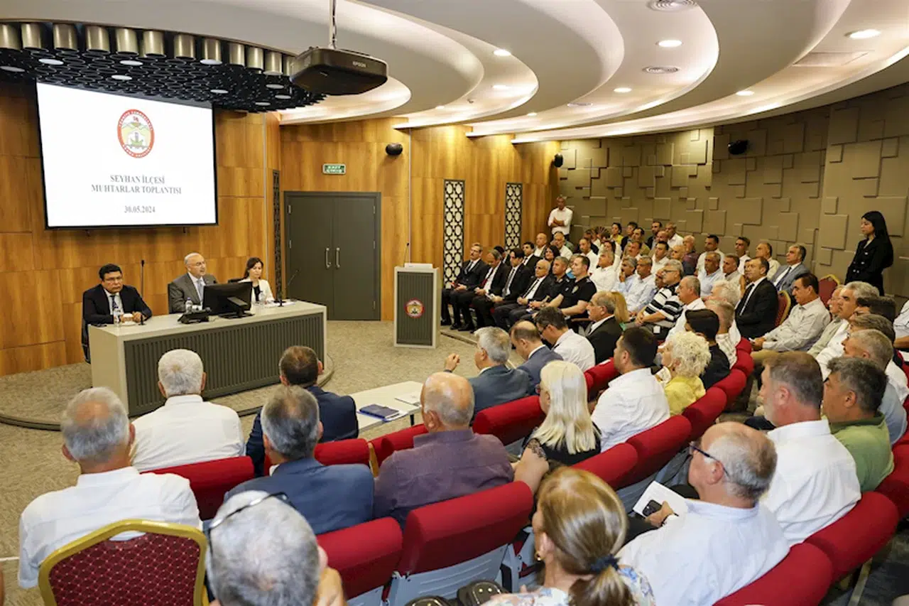 Vali Köşger, Seyhan'ın muhtarlarıyla buluştu