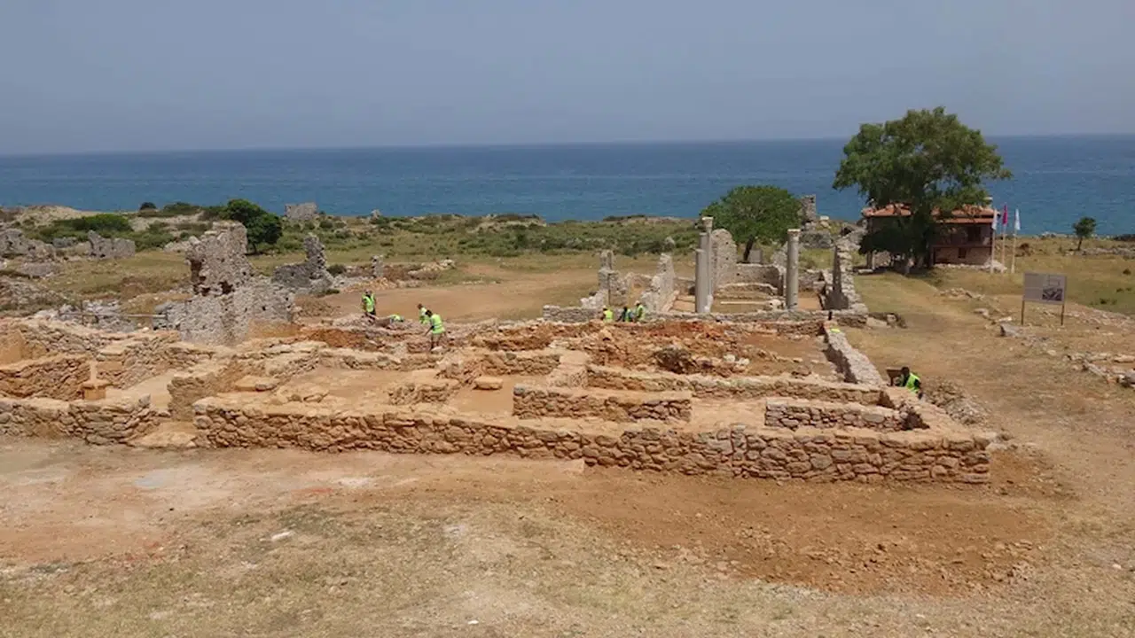 Valisi Pehlivan'dan 'Anemurium Antik Kenti'ne davet  