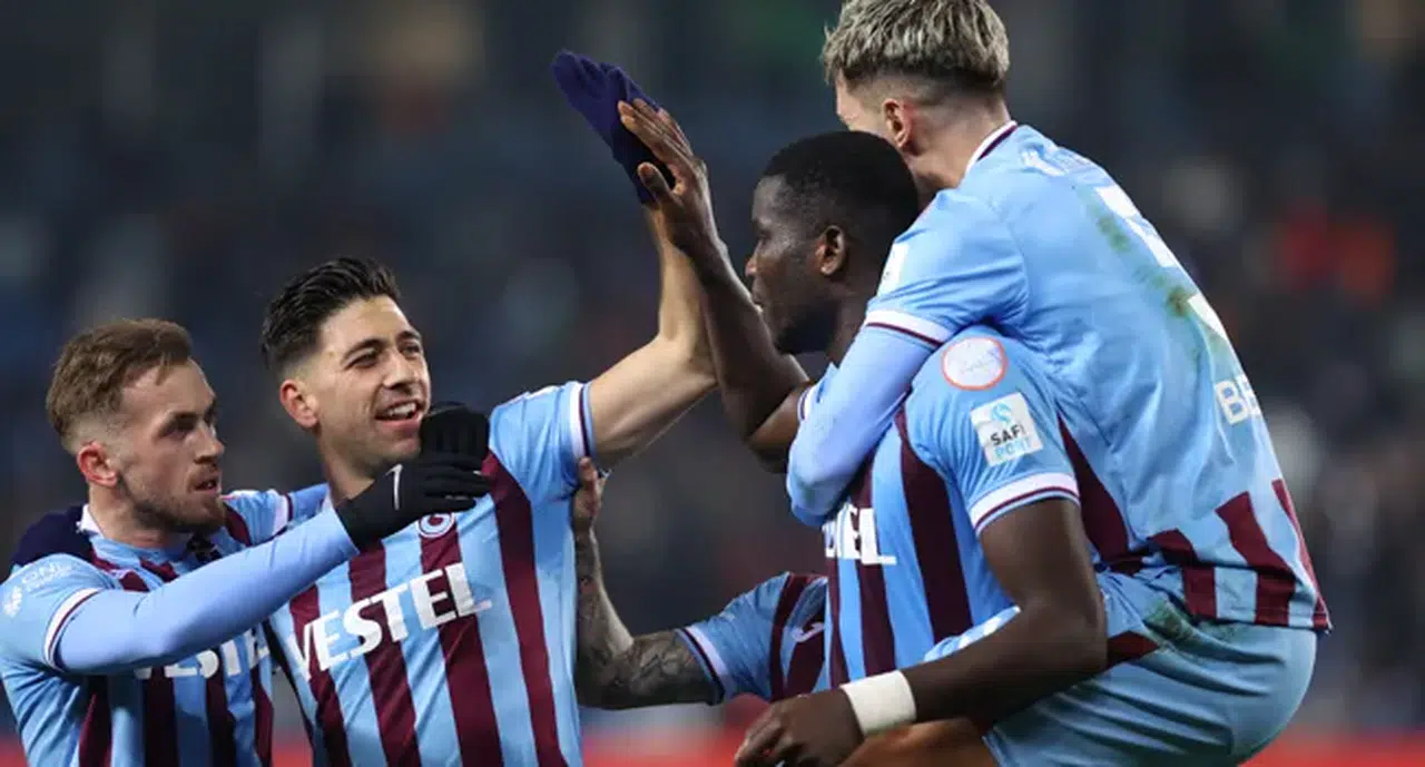 Karadeniz Derbisi Heyecanı: Samsunspor Trabzonspor'u Konuk Ediyor!