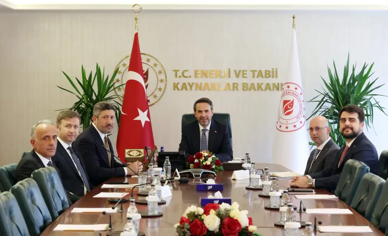 Rıfat Özer'den Bakanlık ziyaretleri