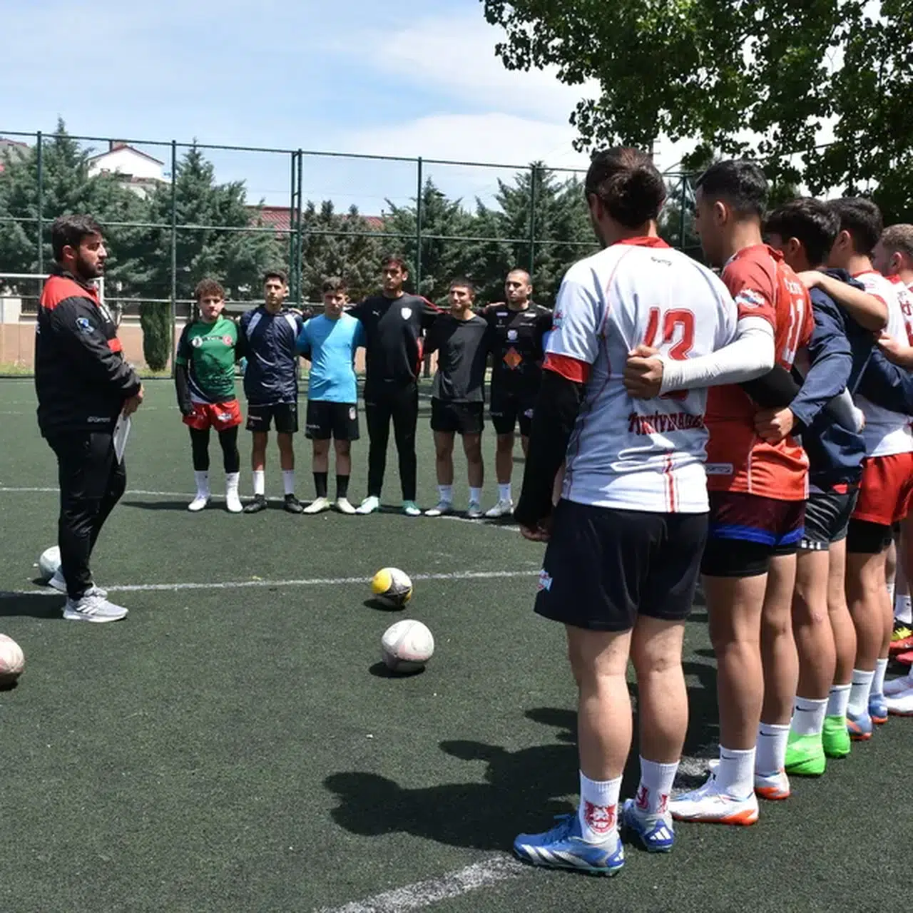 Trabzon'da lise öğrencilerinden oluşan ragbi takımının hedefi Türkiye şampiyonluğu