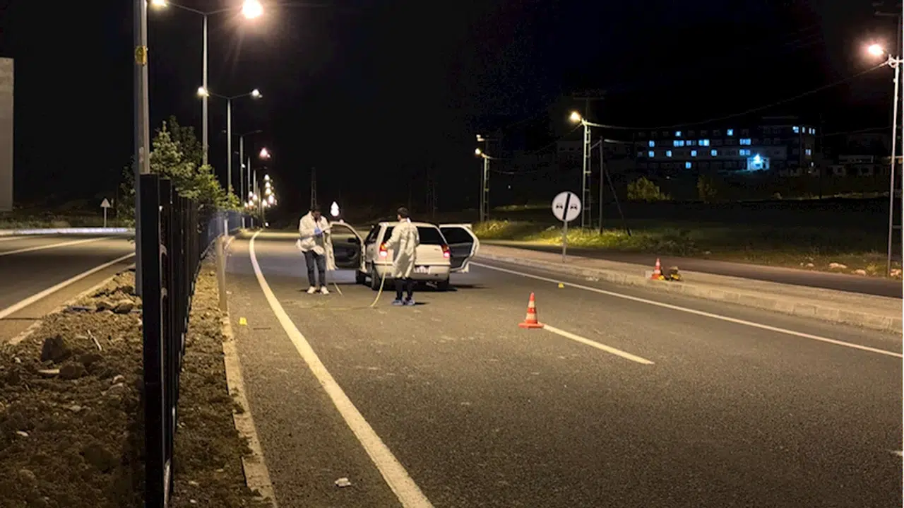 Bayburt'ta otomobilin çarptığı üniversite öğrencisi ağır yaralandı