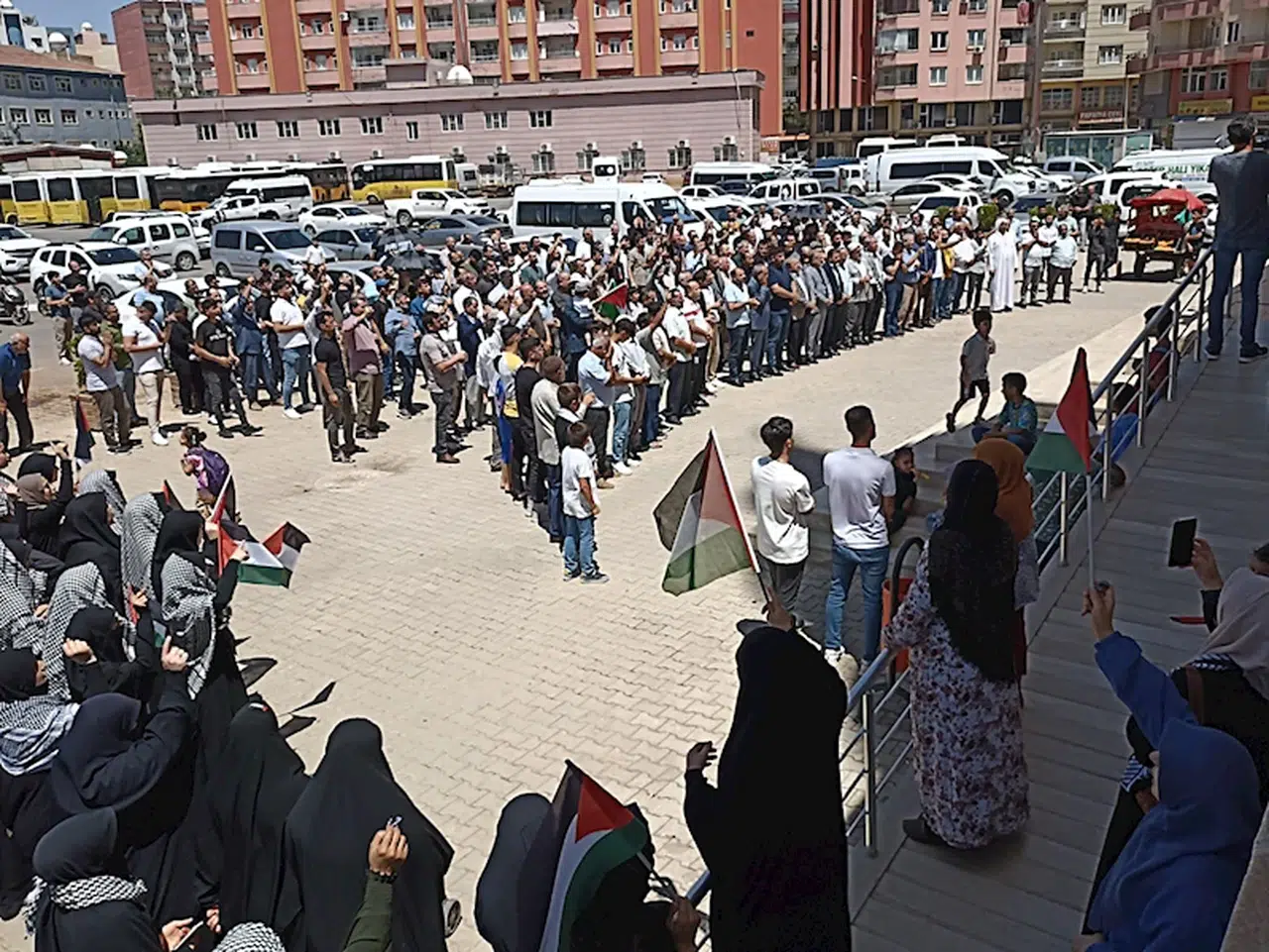 Kızıltepe’de İsrail'in Refah saldırıları protesto edildi