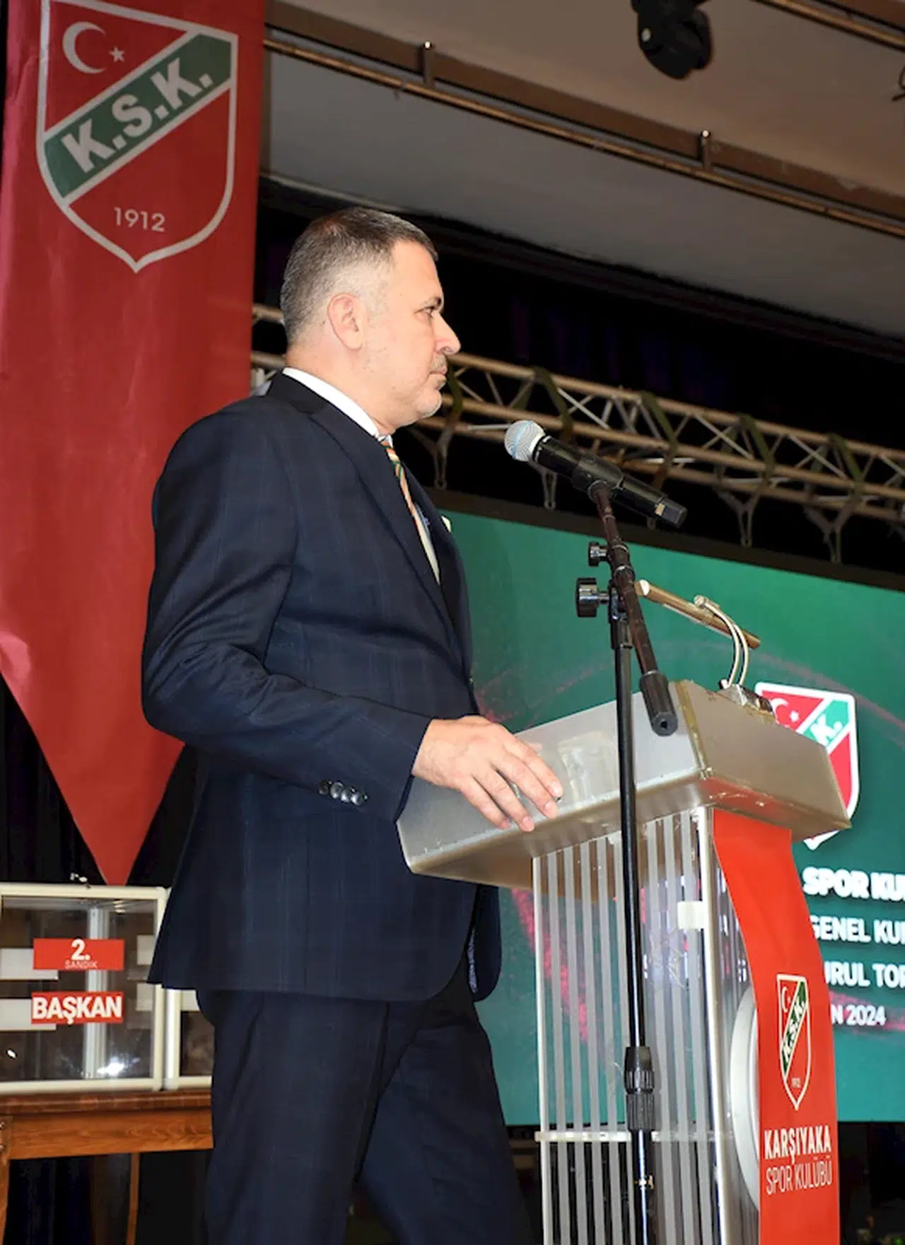 Karşıyaka'da Ergüllü güven tazeledi