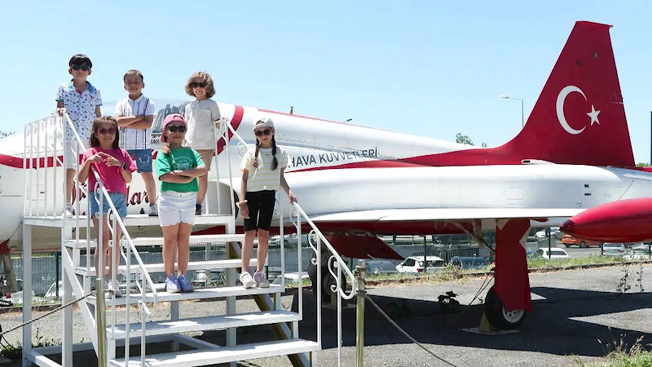 İstanbul- Türk Hava Kuvvetleri'nin 113. Yılı coşkuyla kutlandı