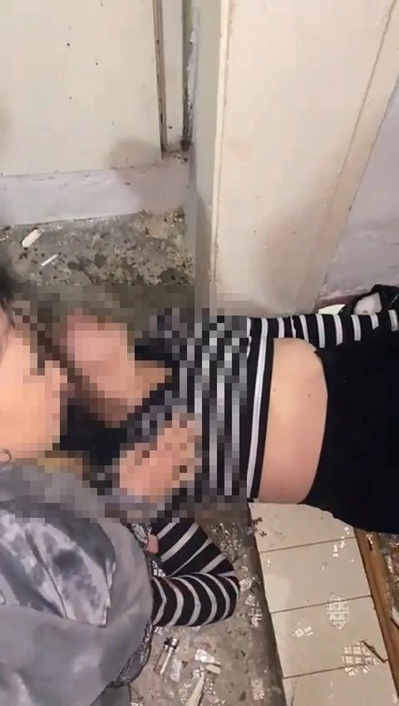 Kadınları evde ve sokakta darbeden  2 kadın gözaltına alındı